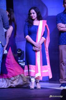 Nithya Menon feet photo thumbnail