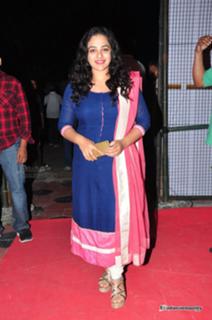 Nithya Menon feet photo thumbnail