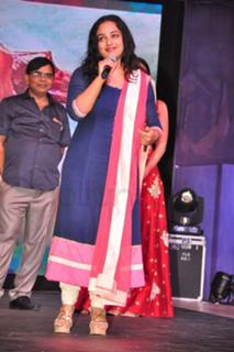 Nithya Menon feet photo thumbnail