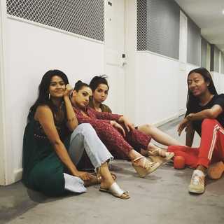 Nithya Menon feet photo thumbnail