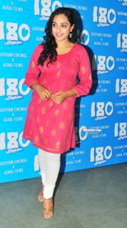 Nithya Menon feet photo thumbnail