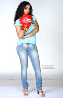 Nithya Menon feet photo thumbnail