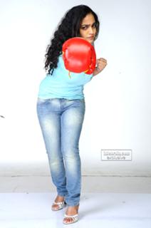 Nithya Menon feet photo thumbnail