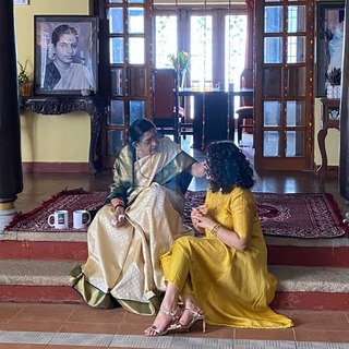 Nithya Menon feet photo thumbnail