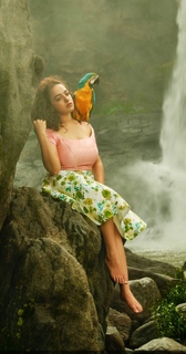 Nithya Menon feet photo thumbnail
