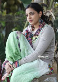 Nithya Menon feet photo thumbnail