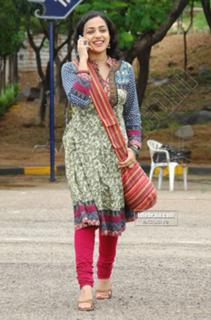Nithya Menon feet photo thumbnail