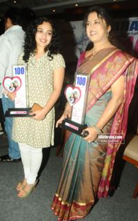 Nithya Menon feet photo thumbnail