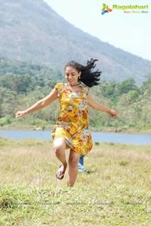 Nithya Menon feet photo thumbnail