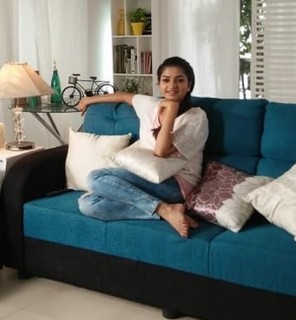 Nithya Ram feet photo 2