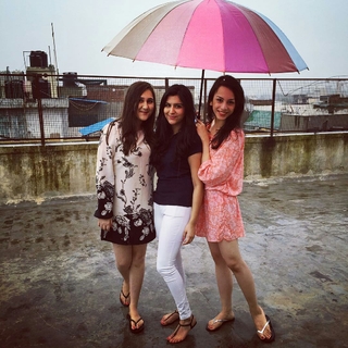 Nitibha Kaul feet photo 16