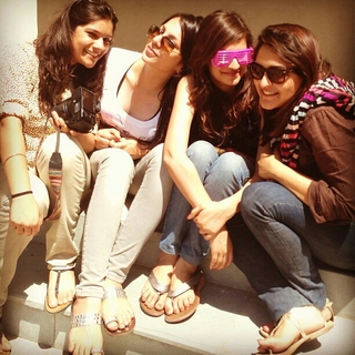 Nitibha Kaul feet photo 20