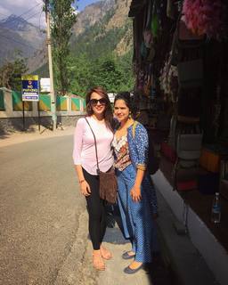Nitibha Kaul feet photo 14