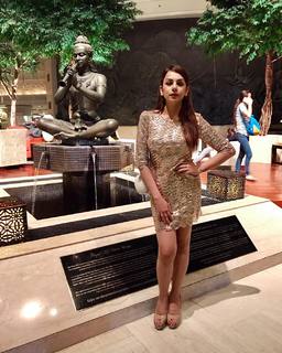 Nitibha Kaul feet photo 8