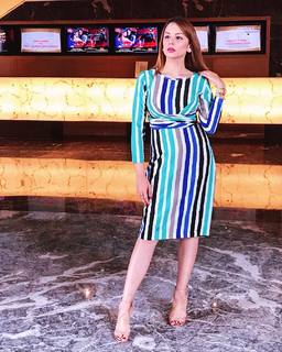 Nitibha Kaul feet photo 13