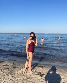 Nitibha Kaul feet photo 2