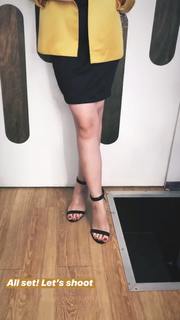 Nitibha Kaul feet photo 6