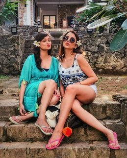 Nitibha Kaul feet photo 6