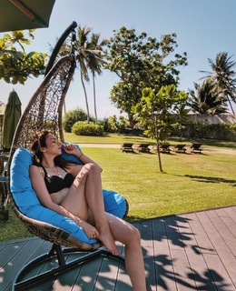 Nitibha Kaul feet photo 5