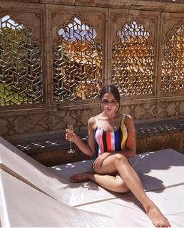 Nitibha Kaul feet photo 3