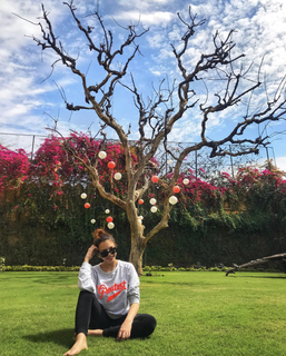 Nitibha Kaul feet photo 1