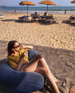 Nitibha Kaul feet photo 8