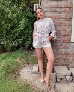 Nitibha Kaul feet photo 2