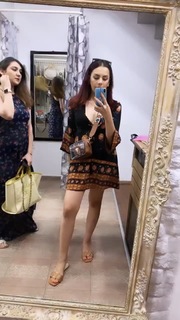 Nitibha Kaul feet photo 8