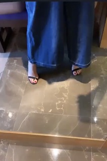Nitibha Kaul feet photo 1