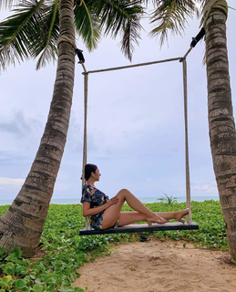 Nitibha Kaul feet photo 11