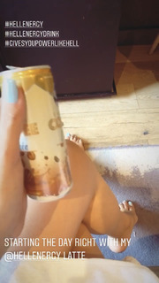 Nitibha Kaul feet photo 7