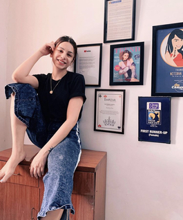 Nitibha Kaul feet photo 1