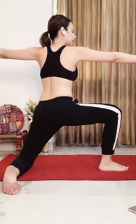 Nitibha Kaul feet photo 20
