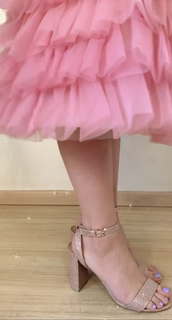 Nitibha Kaul feet photo 6