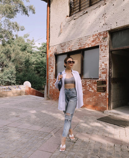 Nitibha Kaul feet photo 3