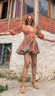 Nitibha Kaul feet photo 10