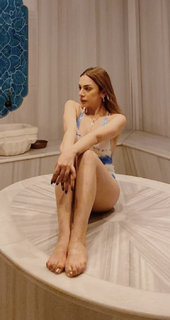 Nitibha Kaul feet photo 16