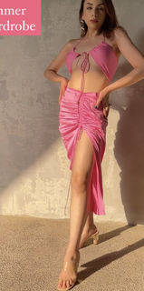 Nitibha Kaul feet photo 12