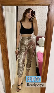 Nitibha Kaul feet photo 8