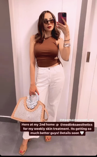 Nitibha Kaul feet photo 19