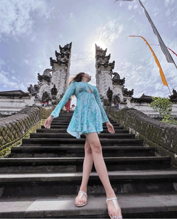 Nitibha Kaul feet photo 11