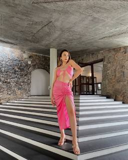 Nitibha Kaul feet photo 7