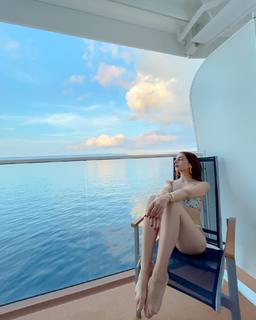 Nitibha Kaul feet photo 18