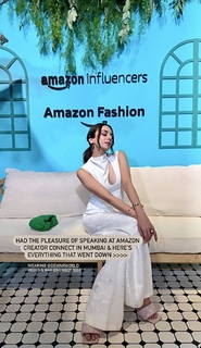 Nitibha Kaul feet photo 9