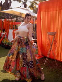 Nitibha Kaul feet photo 11