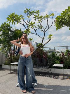Nitibha Kaul feet photo 7
