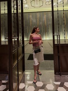 Nitibha Kaul feet photo 4