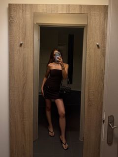 Nitibha Kaul feet photo 1