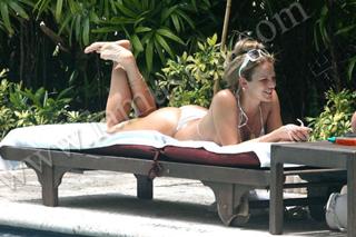 Niurka feet photo 3