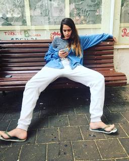 Niv Sultan feet photo 9